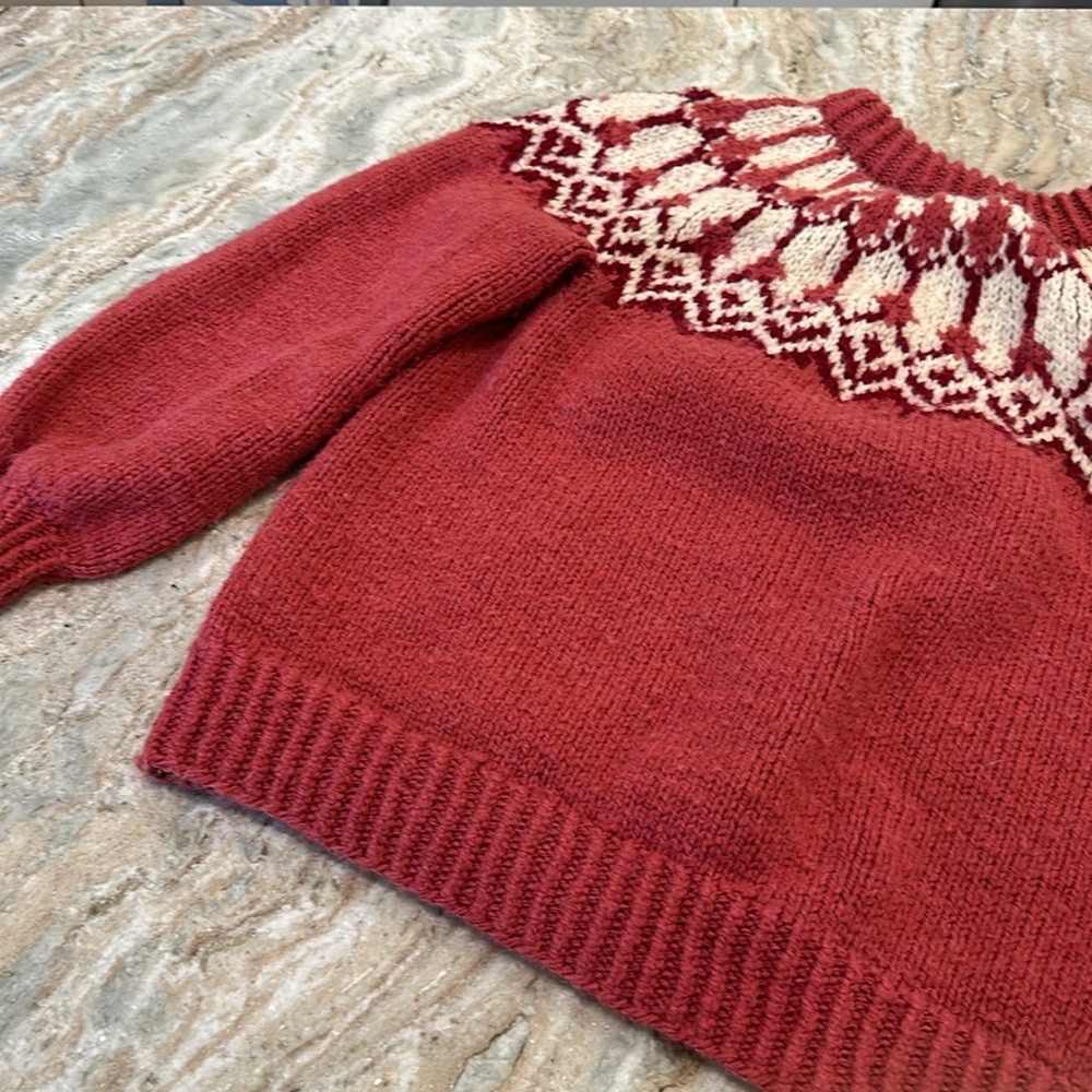 Hand Knit Sweater - Picture 5 of 10